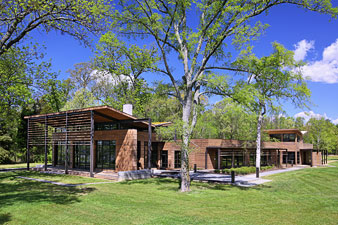 Inger and Walter Rice Center for Environmental Life Sciences